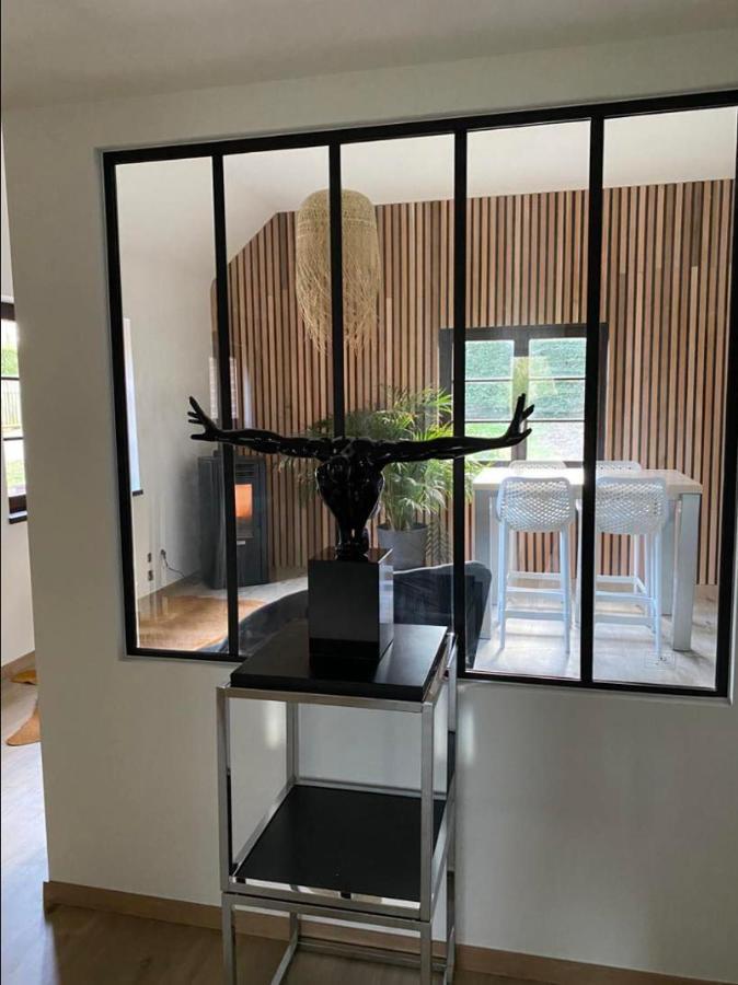 Le Logis Des Chenes, Superbe Bungalow Dans Quartier Residentiel Proche De Namur Wepion Bagian luar foto