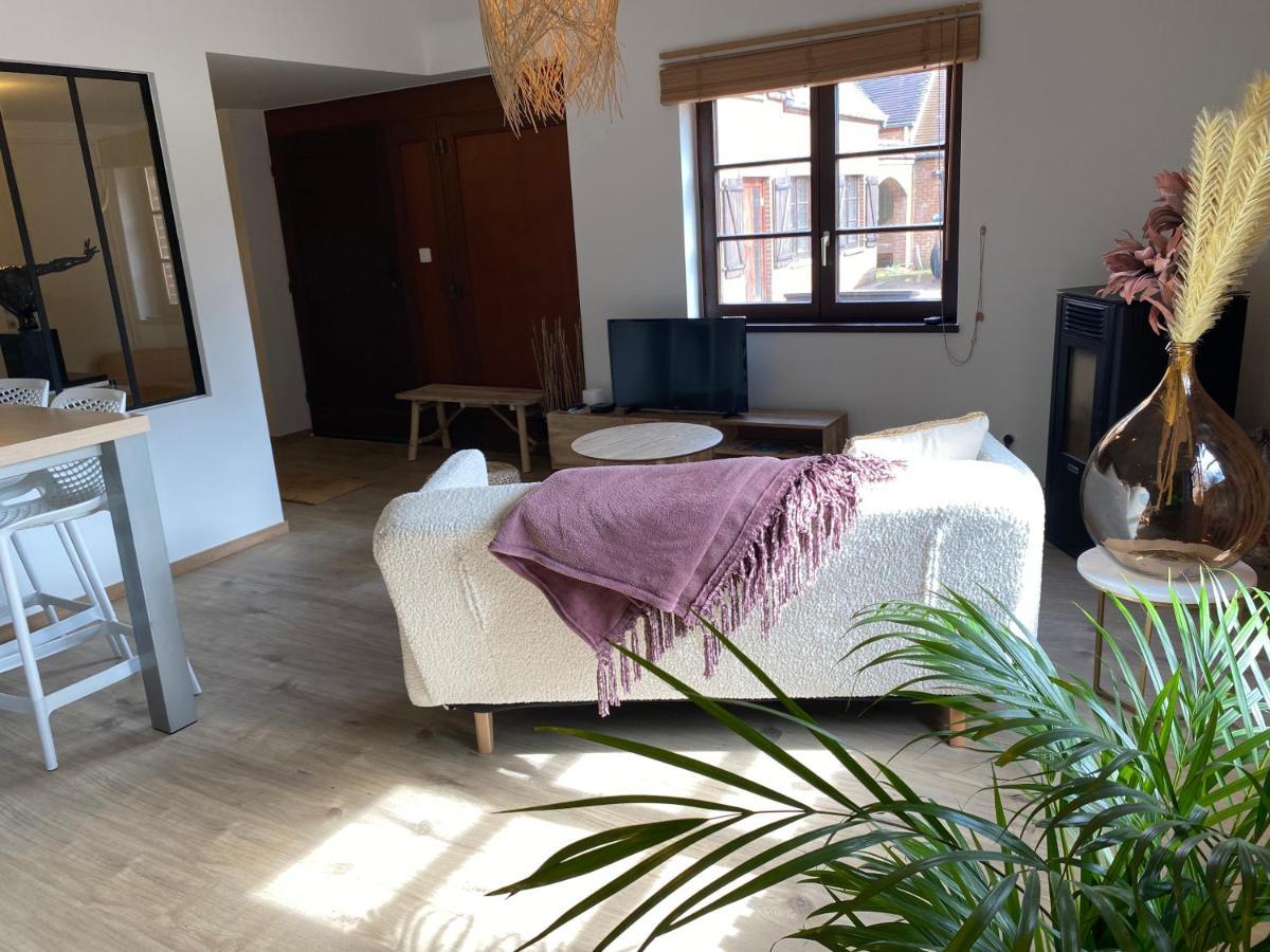 Le Logis Des Chenes, Superbe Bungalow Dans Quartier Residentiel Proche De Namur Wepion Bagian luar foto